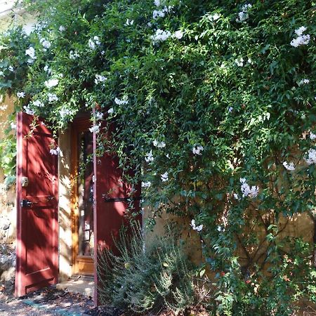 Chambres D'Hotes Les Coustilles Saint-Alvère Kültér fotó