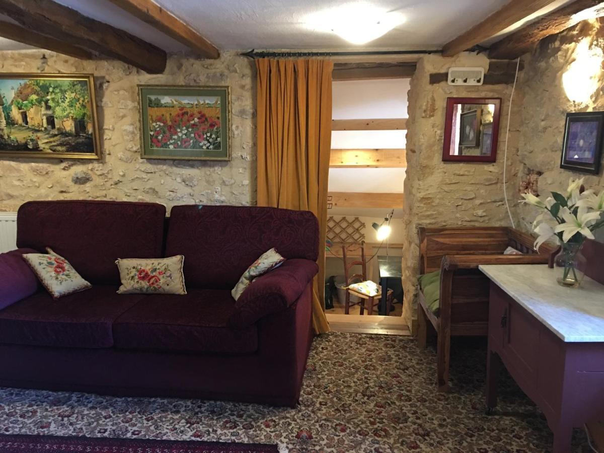 Chambres D'Hotes Les Coustilles Saint-Alvère Kültér fotó